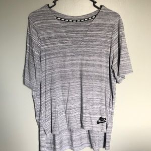 High-low Nike casual top